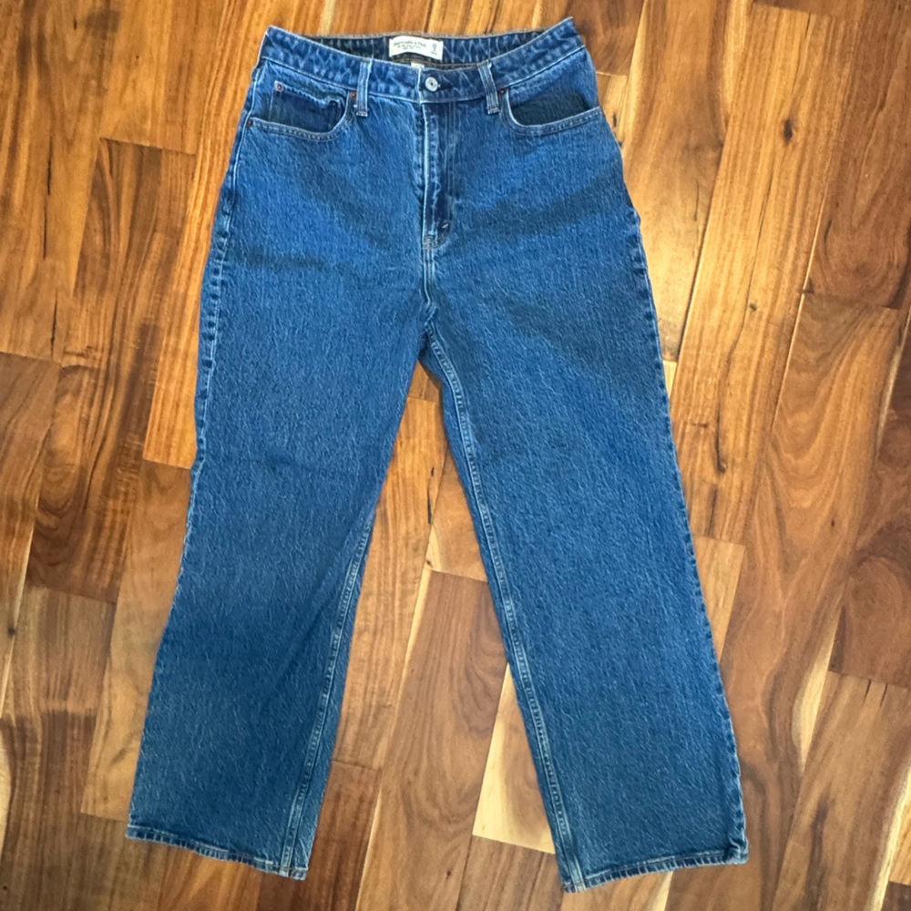 Abercrombie ‘90s Relaxed High Rise Curve Love Jeans